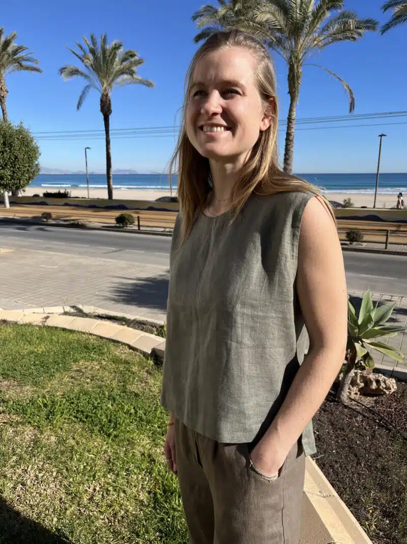 Linen top in green